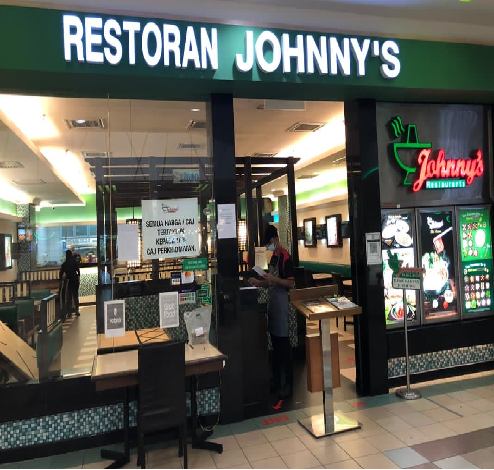 JOHNNY’S RESTAURANT