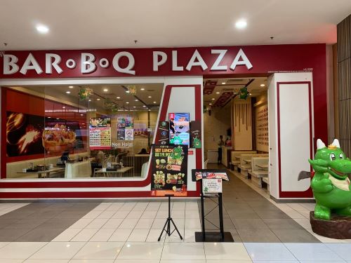 BAR B Q PLAZA