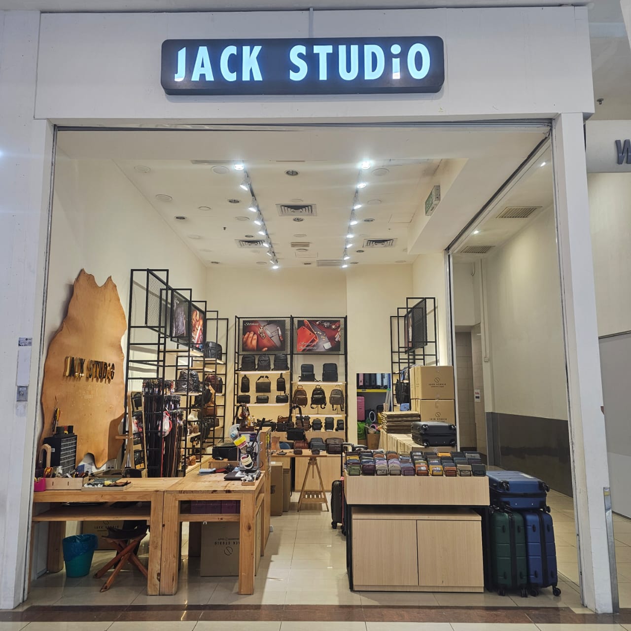 JACK STUDIO