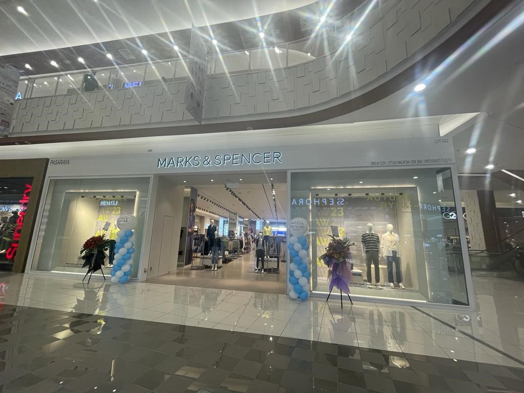 MARKS & SPENCER