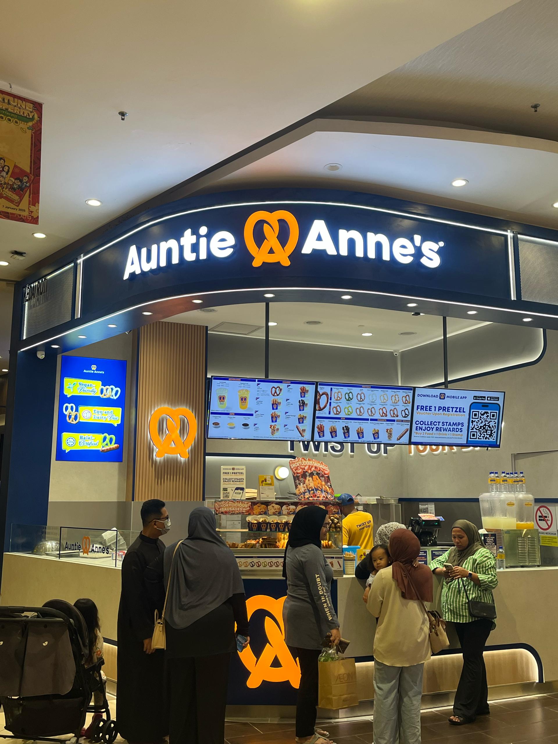 AUNTIE ANNE’S