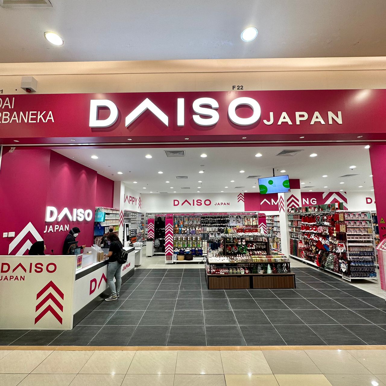 DAISO
