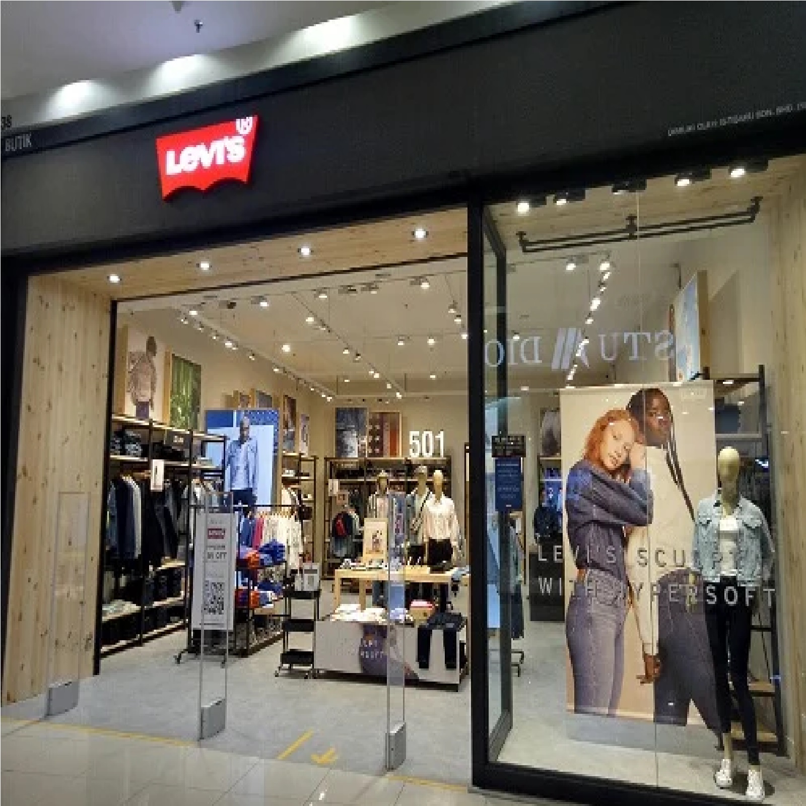 LEVI'S