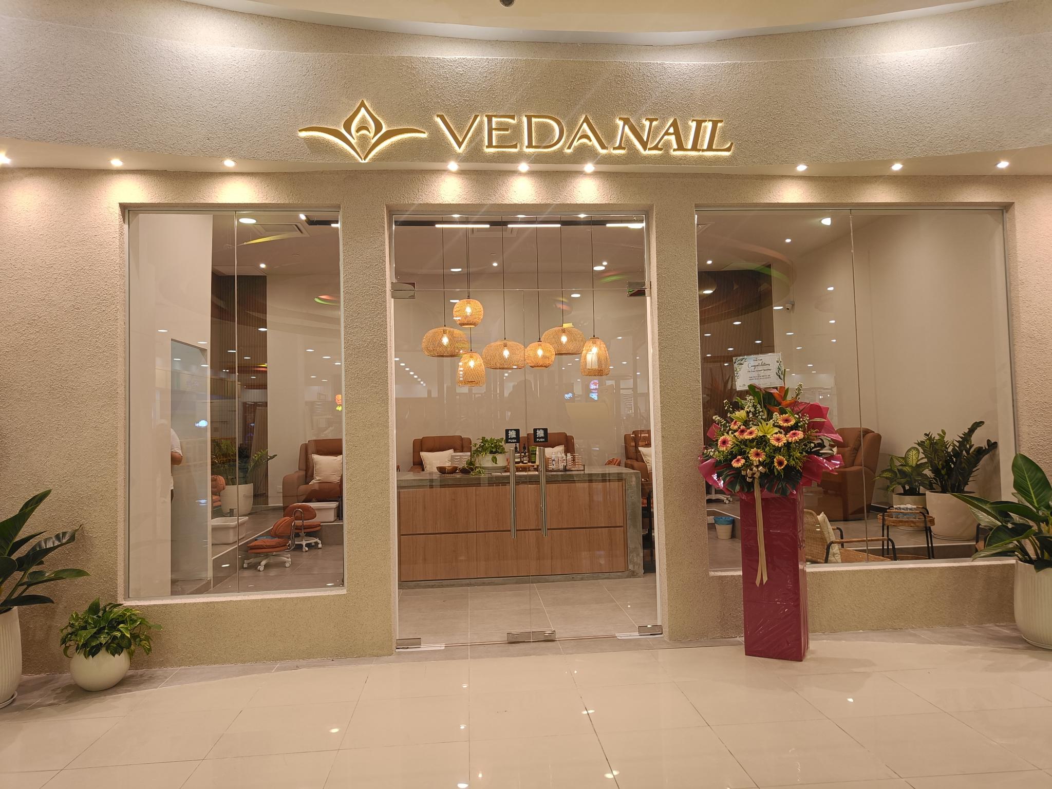 VEDA NAIL