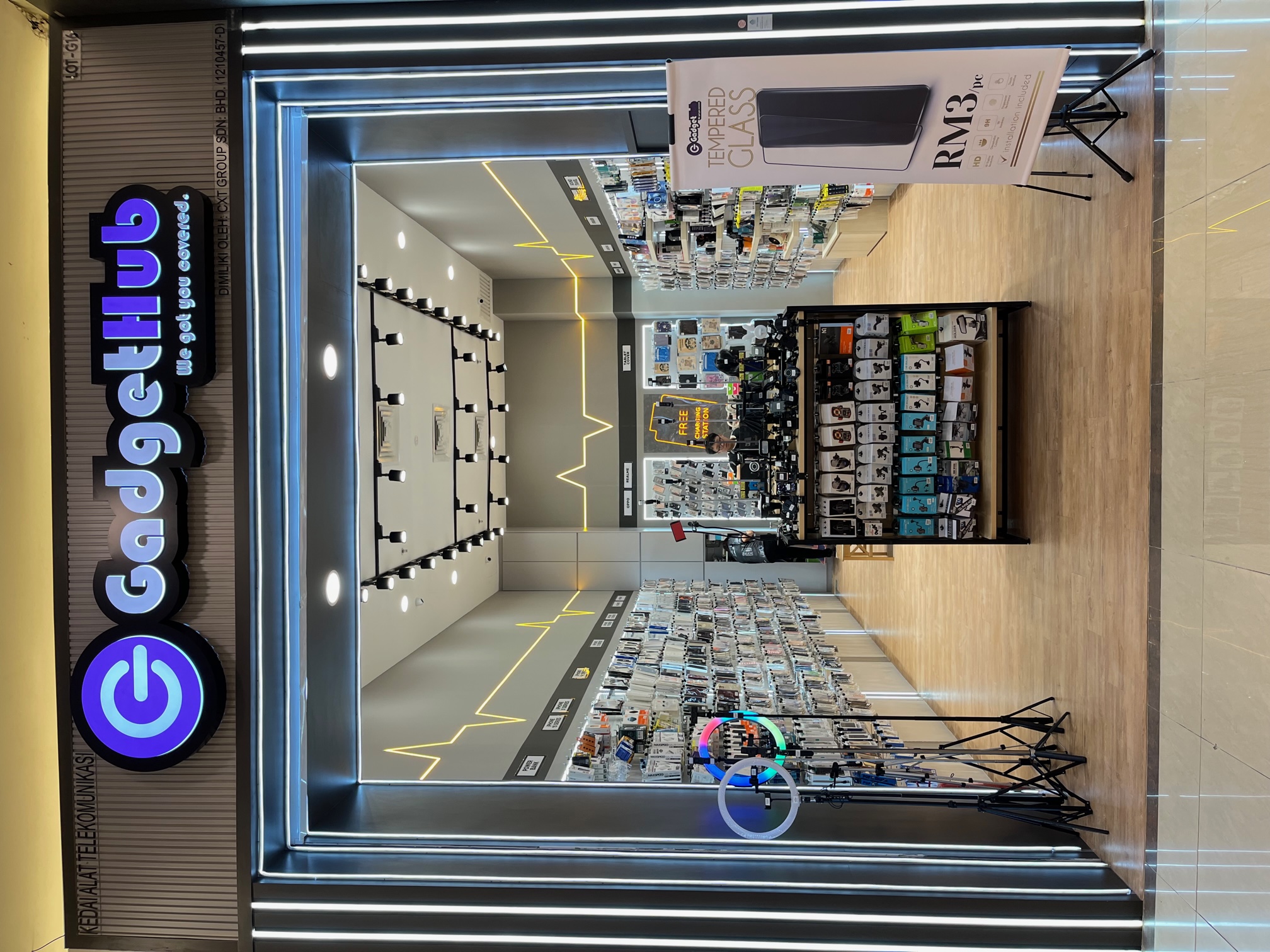 GADGET HUB