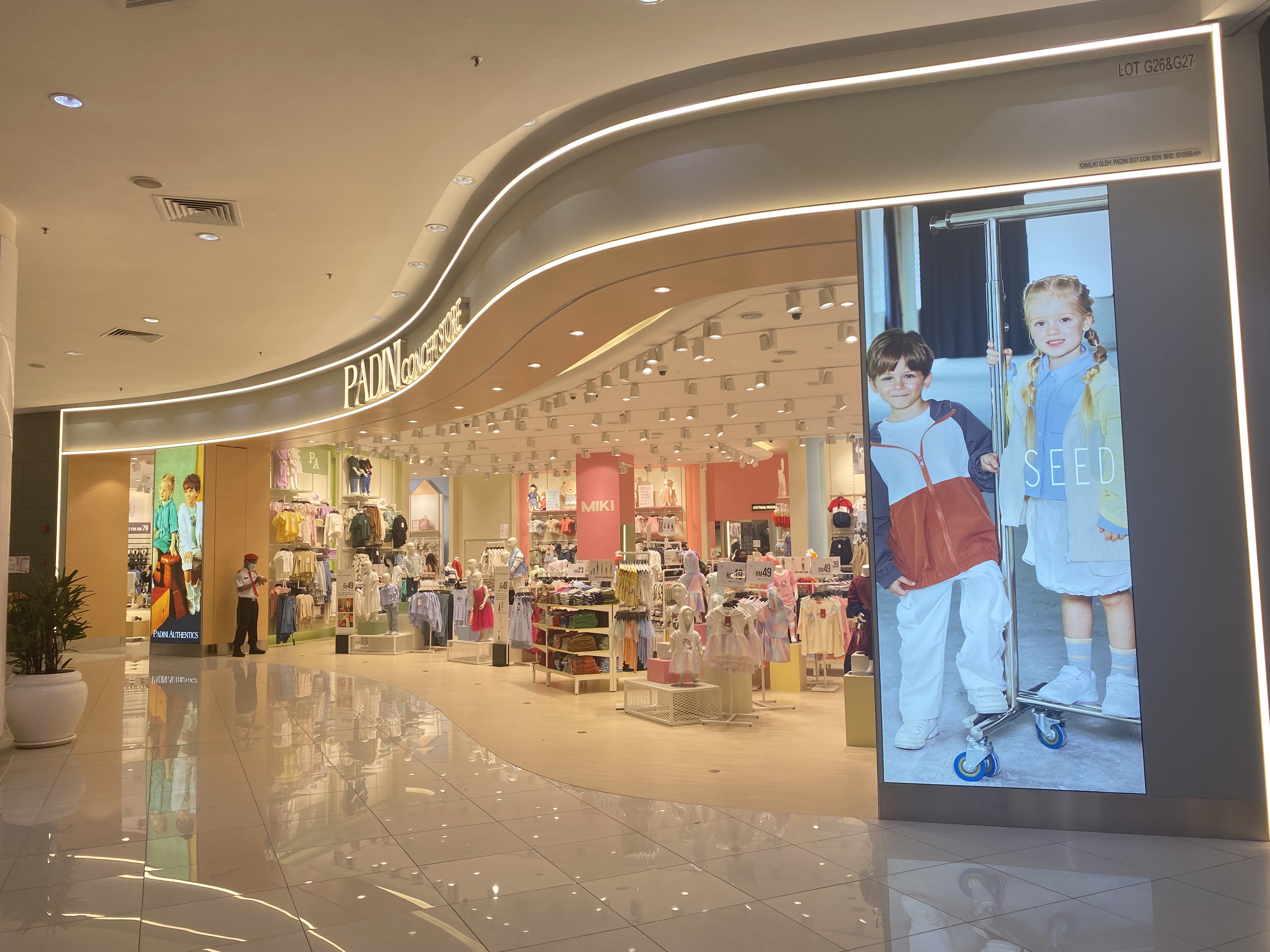 Padini Concept Store & Vincci