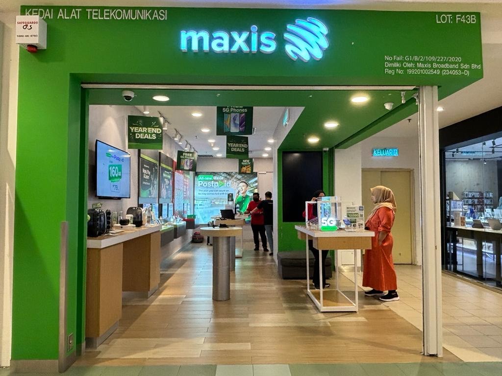 MAXIS