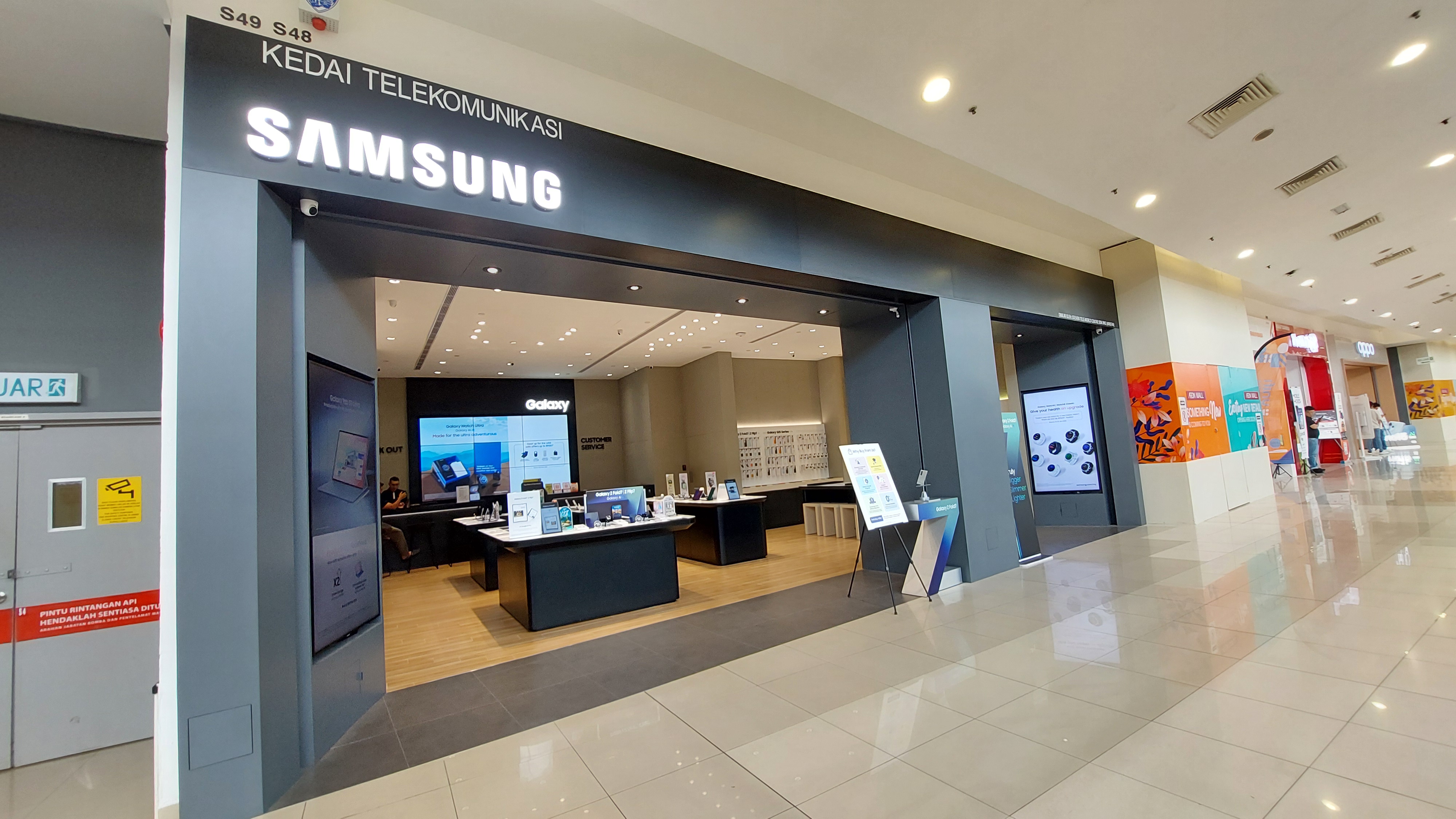 SAMSUNG
