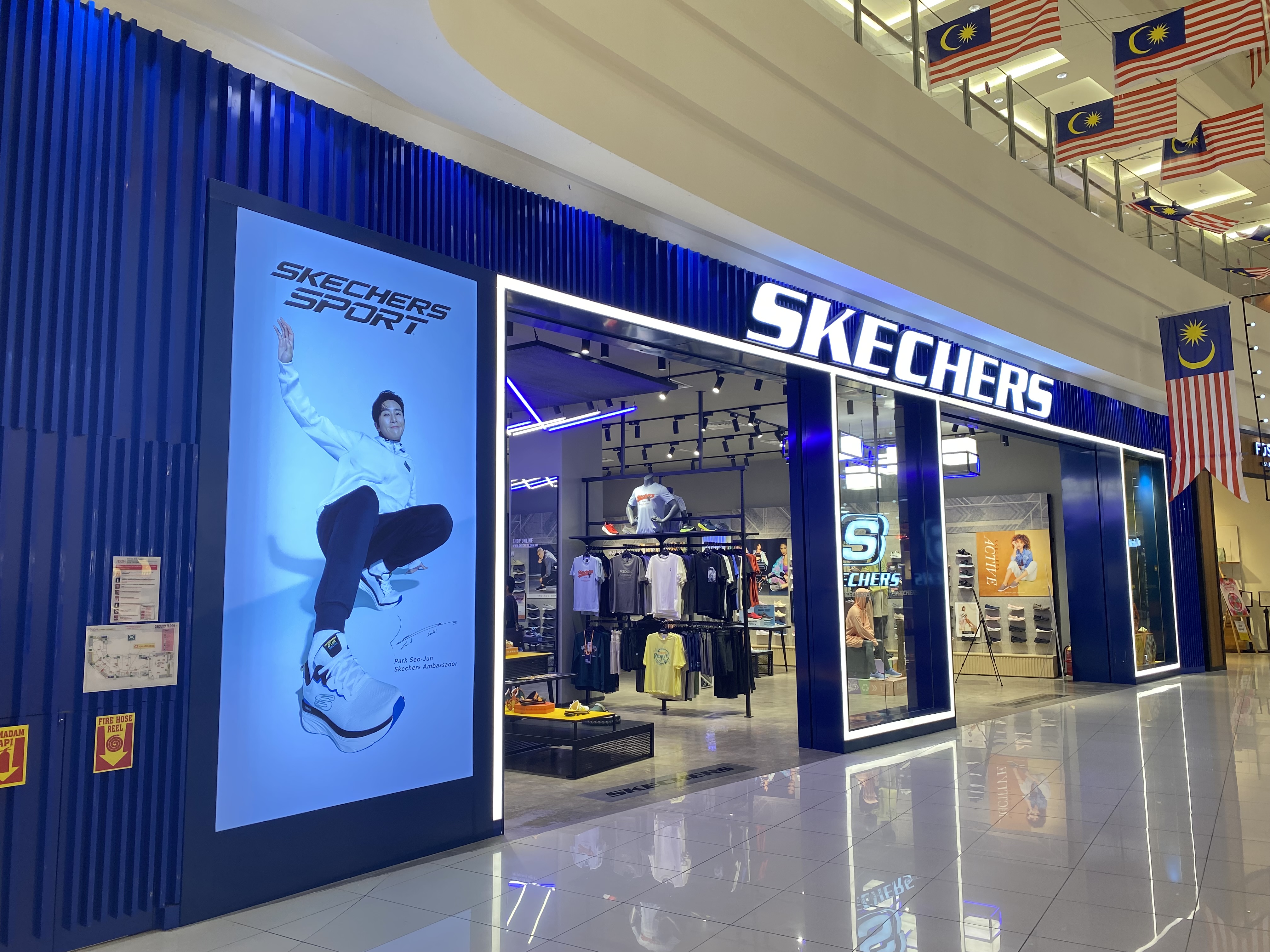 Skechers on sale riccarton mall