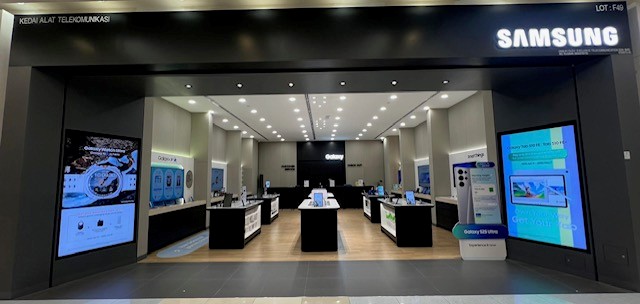 SAMSUNG