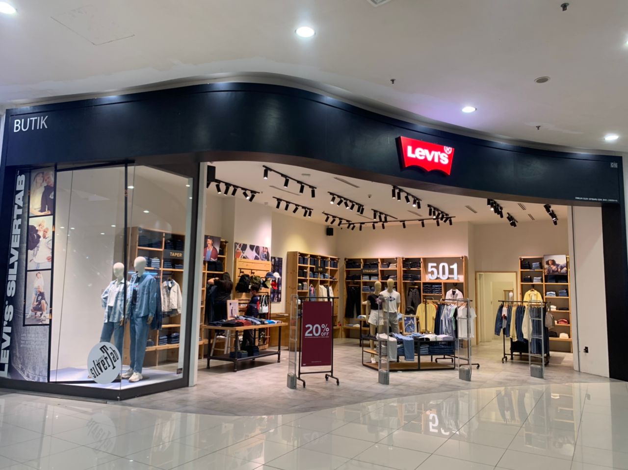 LEVI'S