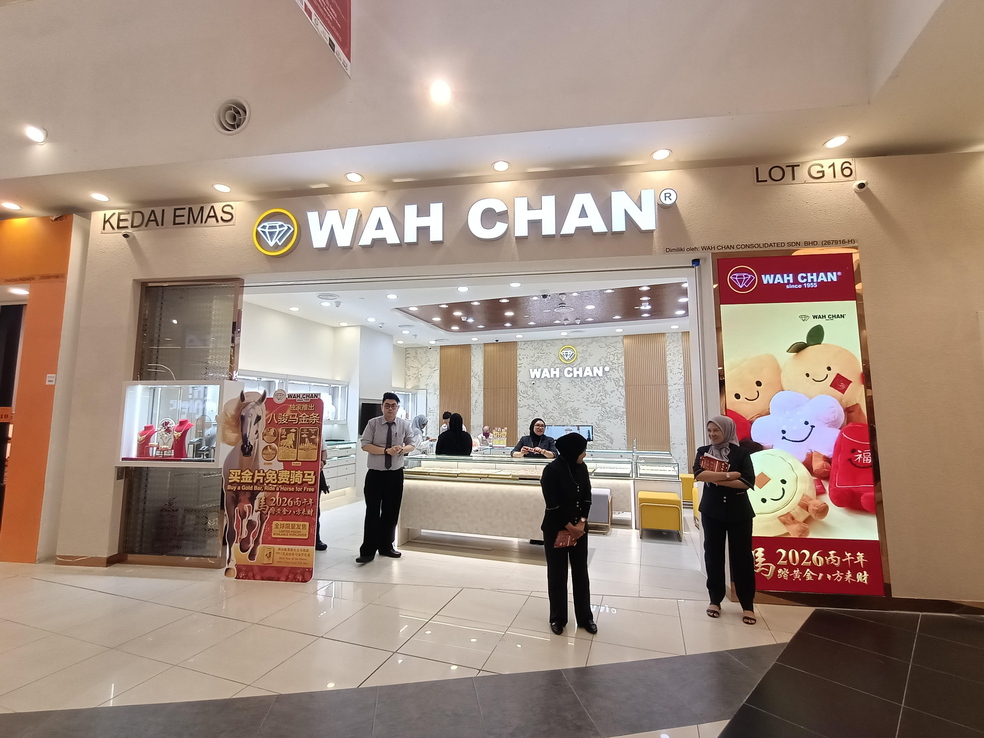 WAH CHAN