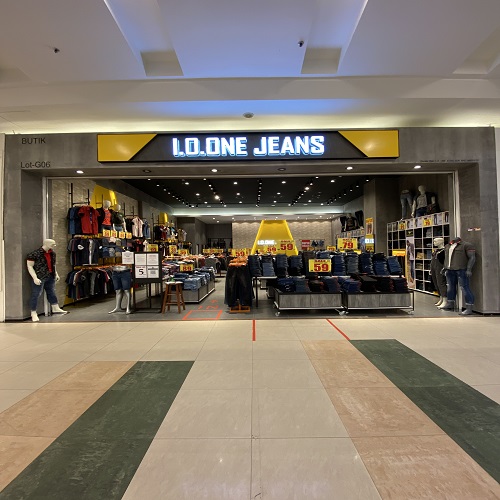 IO One Jeans