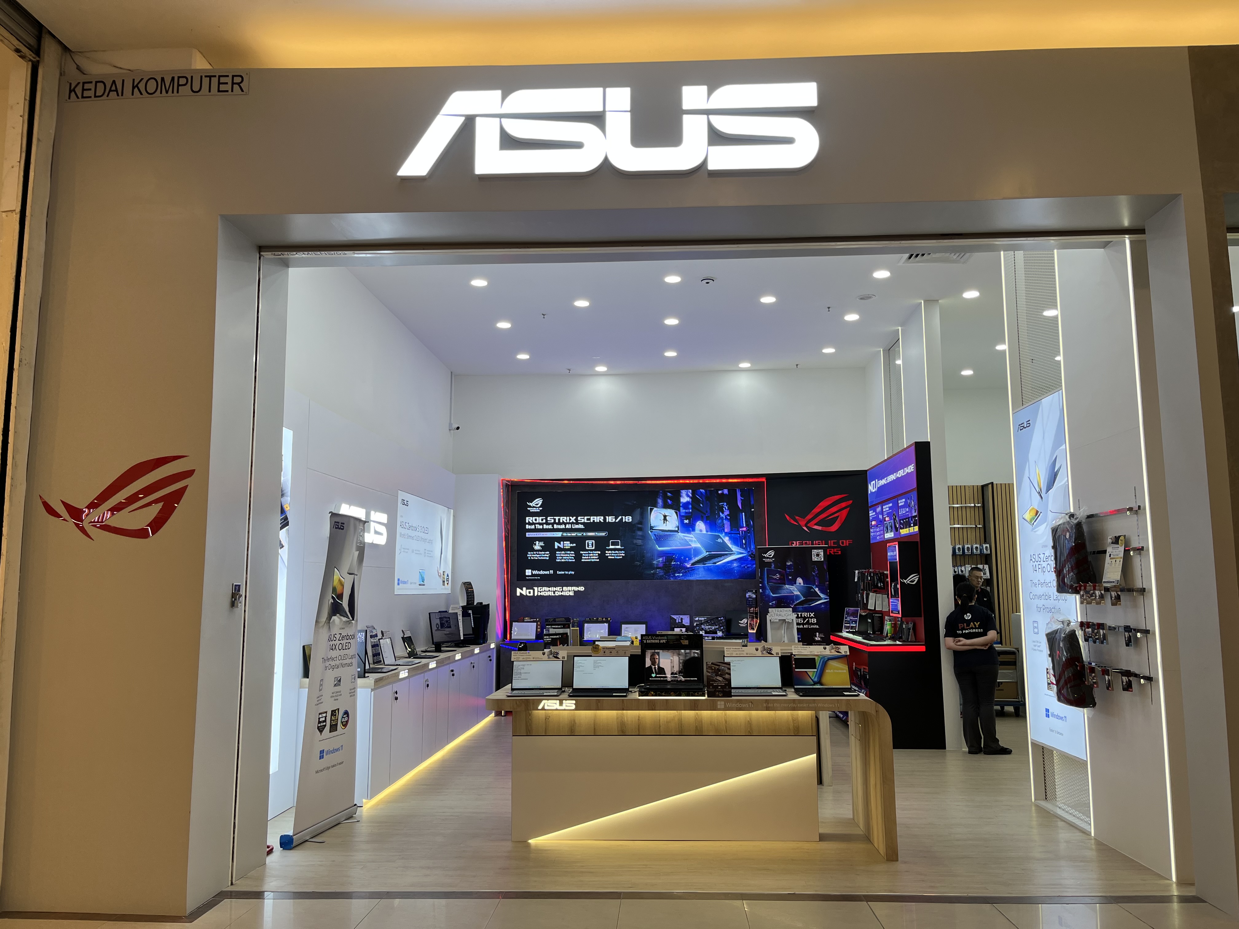 ASUS