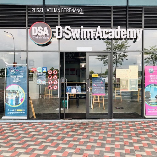 D SWIM ACADEMY