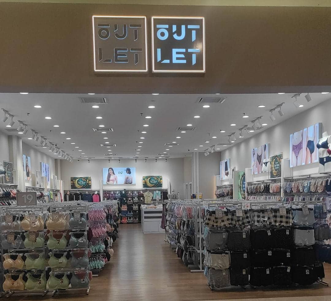 OUTLET