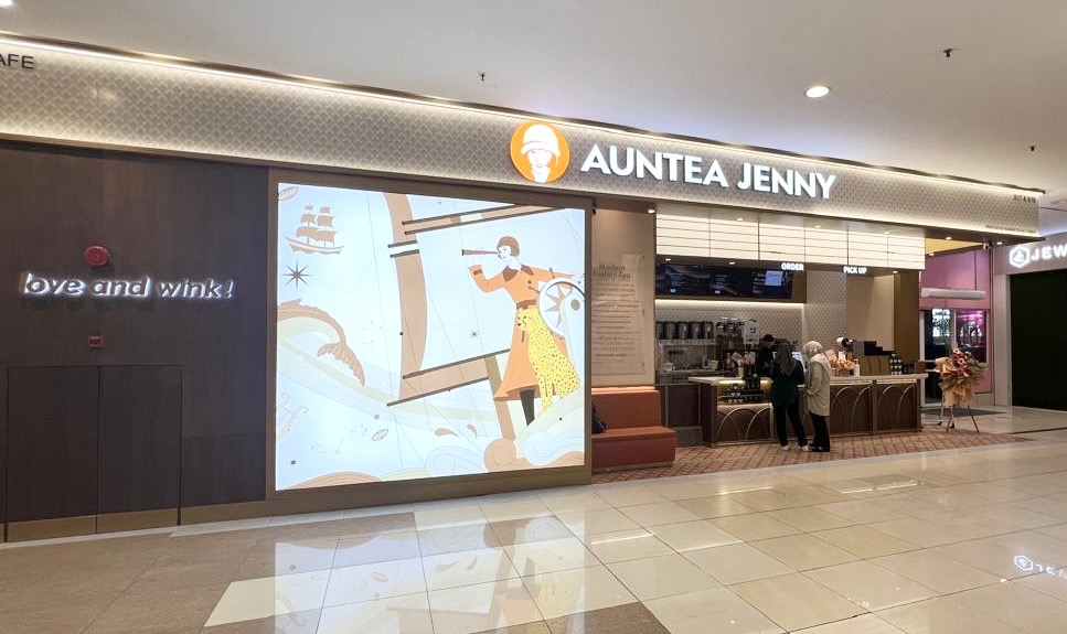 AUNTEA JENNY