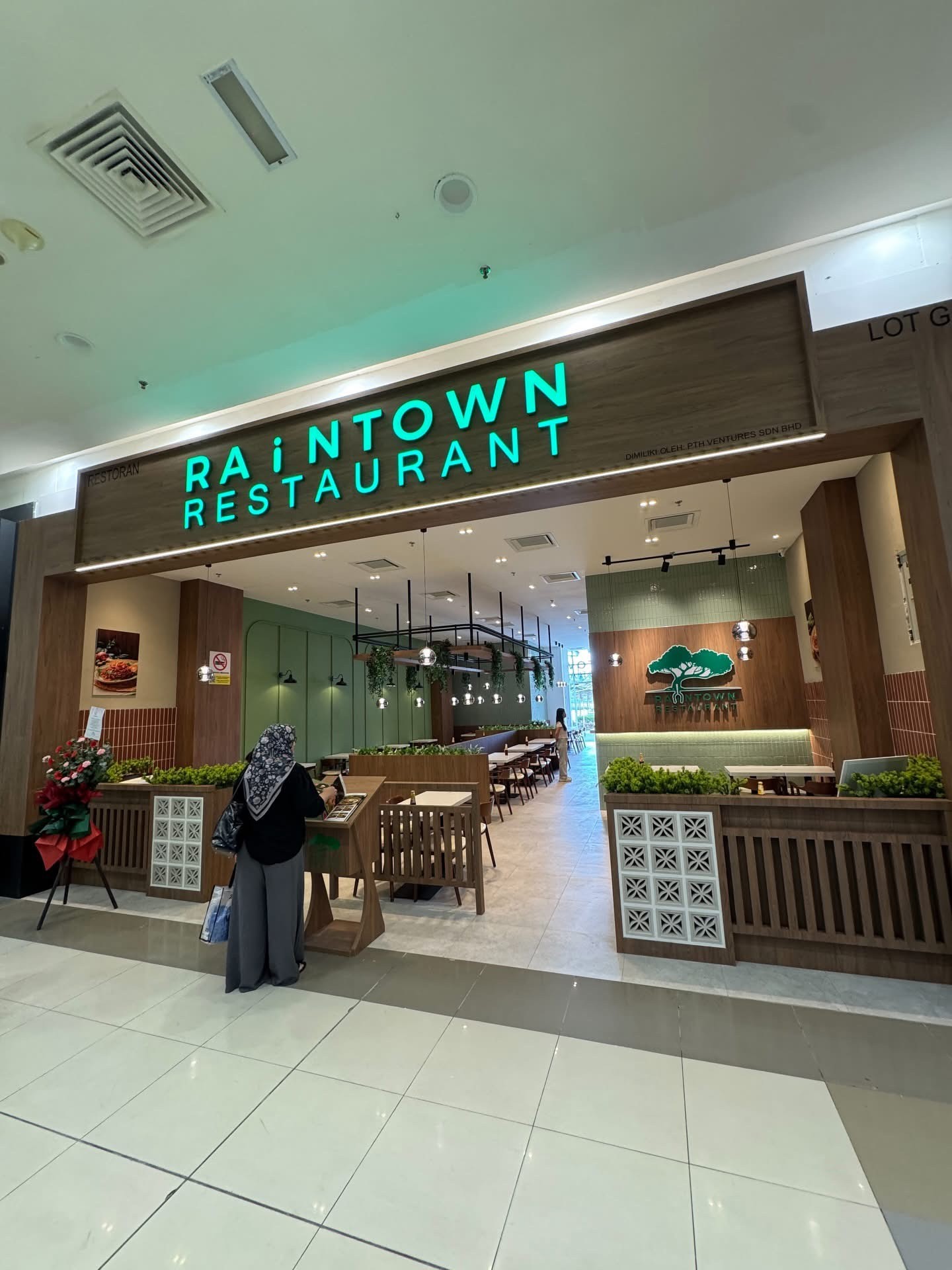 RAINTOWN RESTAURANT