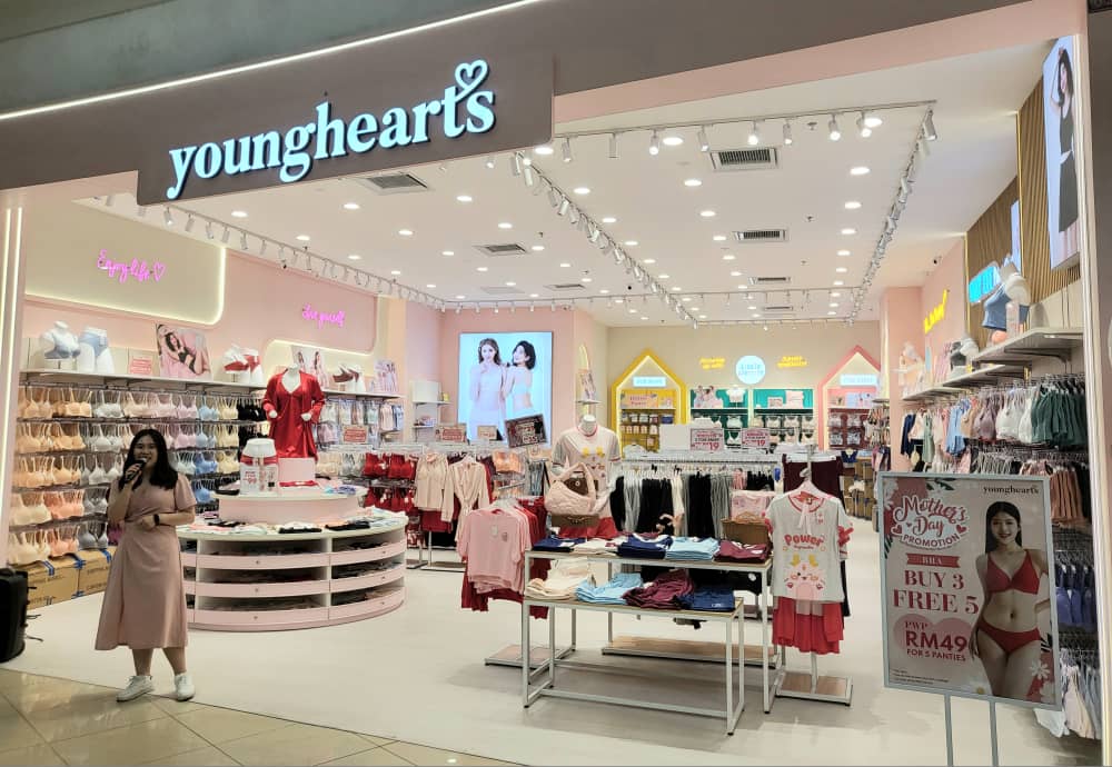 YOUNG HEARTS