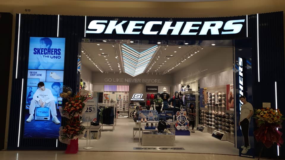 SKECHERS