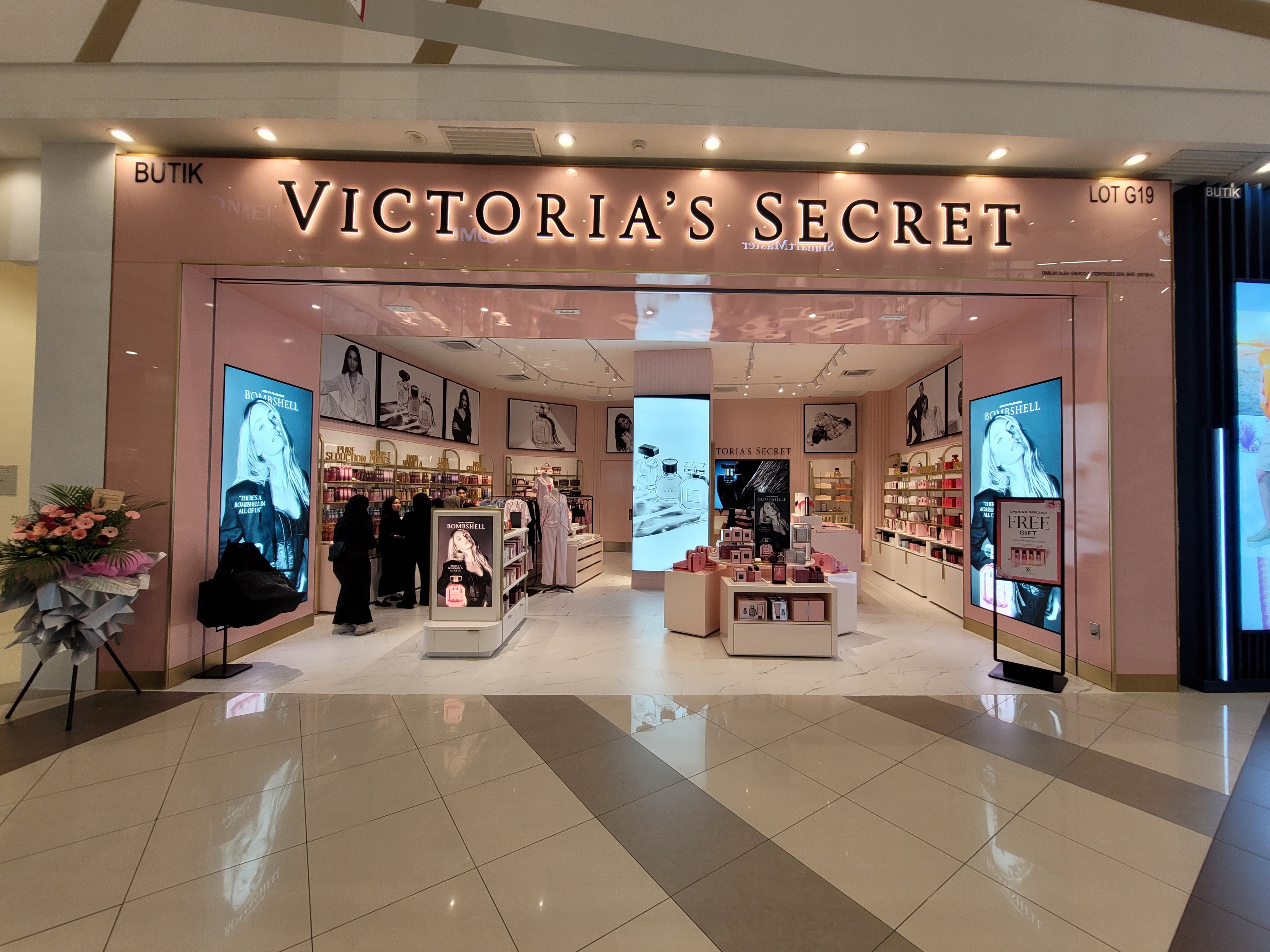 VICTORIA'S SECRET