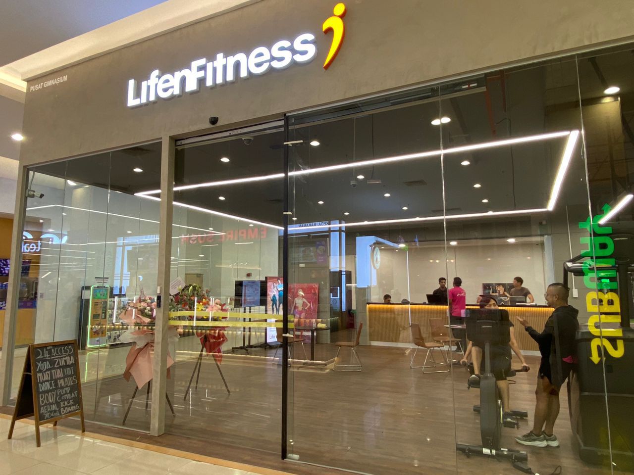 Life n Fitness