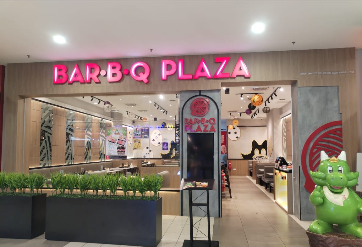 BAR B Q PLAZA