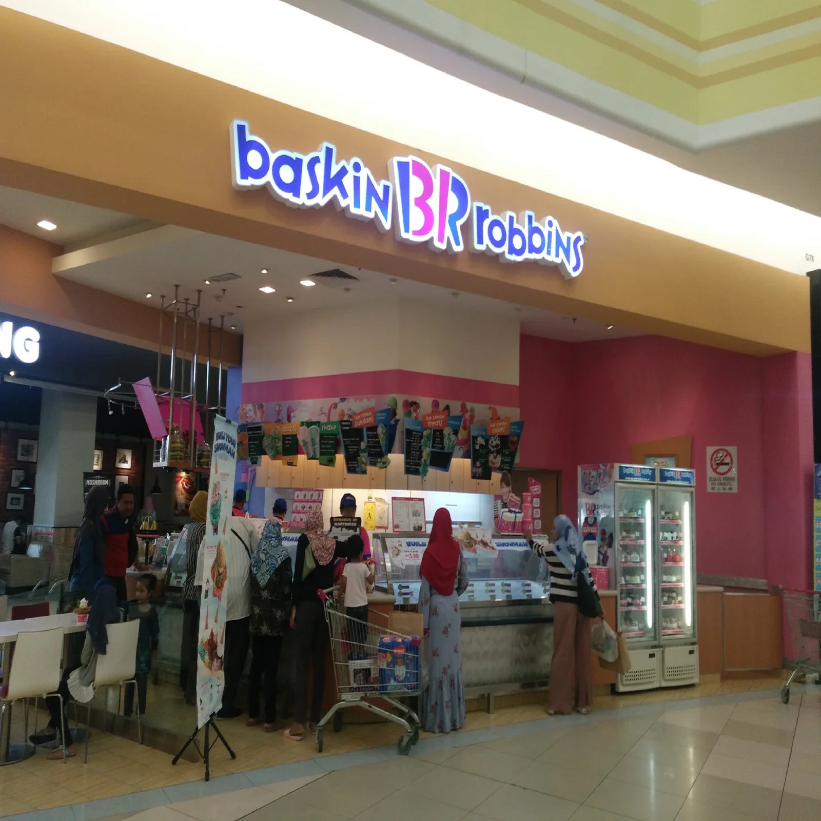 BASKIN ROBBINS