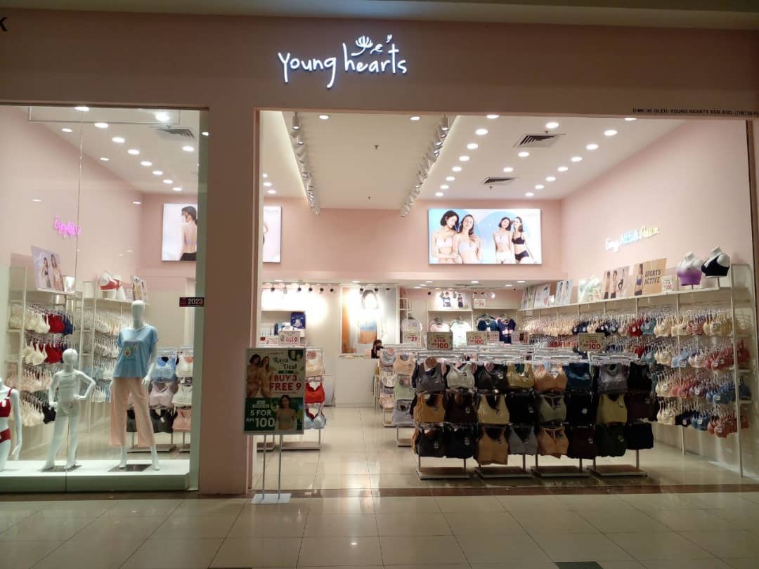 YOUNG HEARTS
