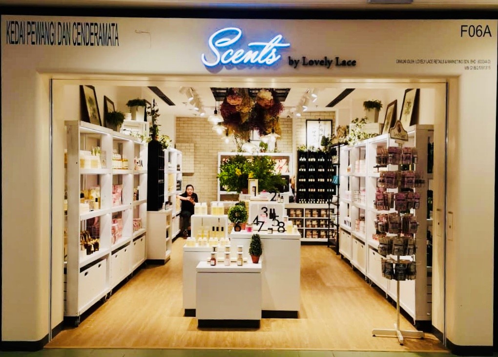 SCENTS BY LOVELY LACE