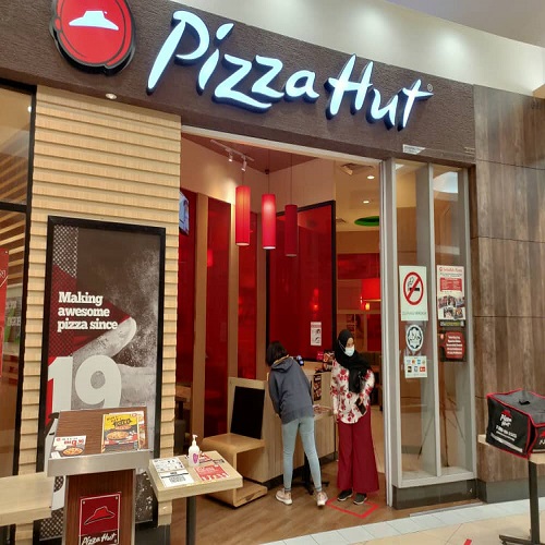 PIZZA HUT