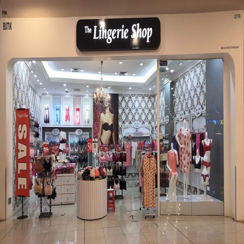 THE LINGERIE SHOP