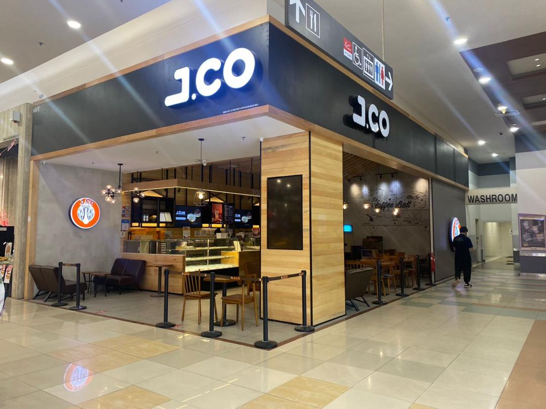 J.Co Donuts & Coffee