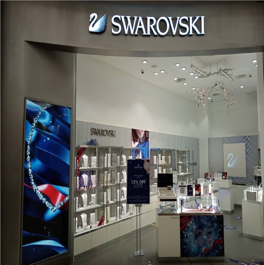 SWAROVSKI