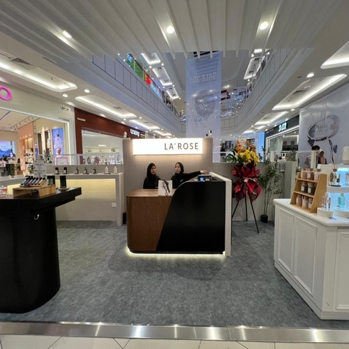 LA'ROSE