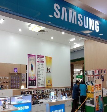 Samsung & Celcom