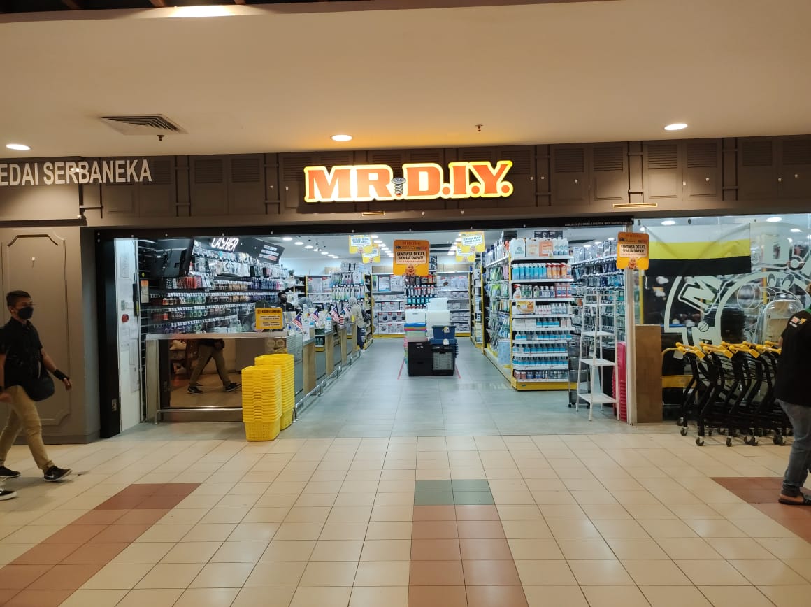 MR DIY
