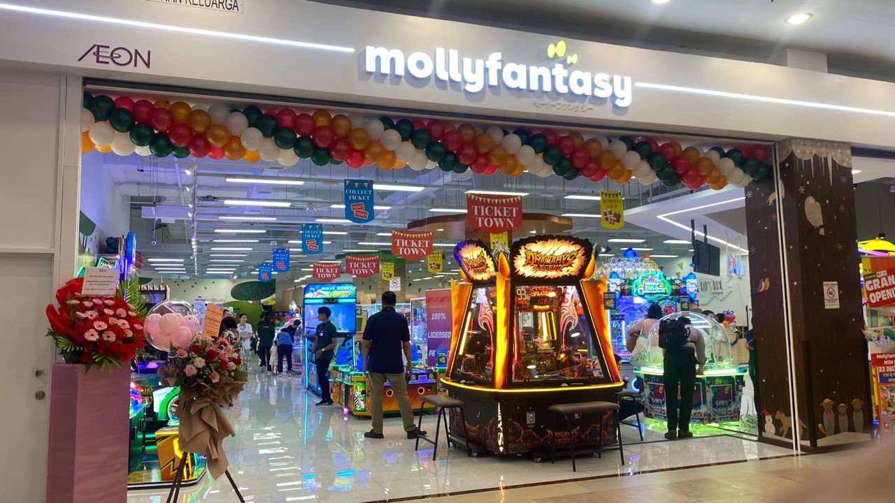 MOLLY FANTASY & KIDS BOX