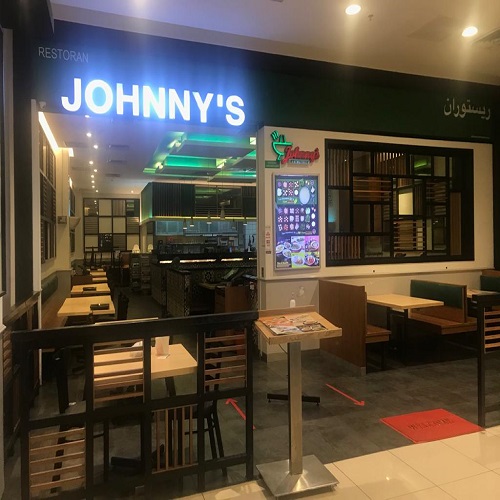 JOHNNY’ RESTAURANT