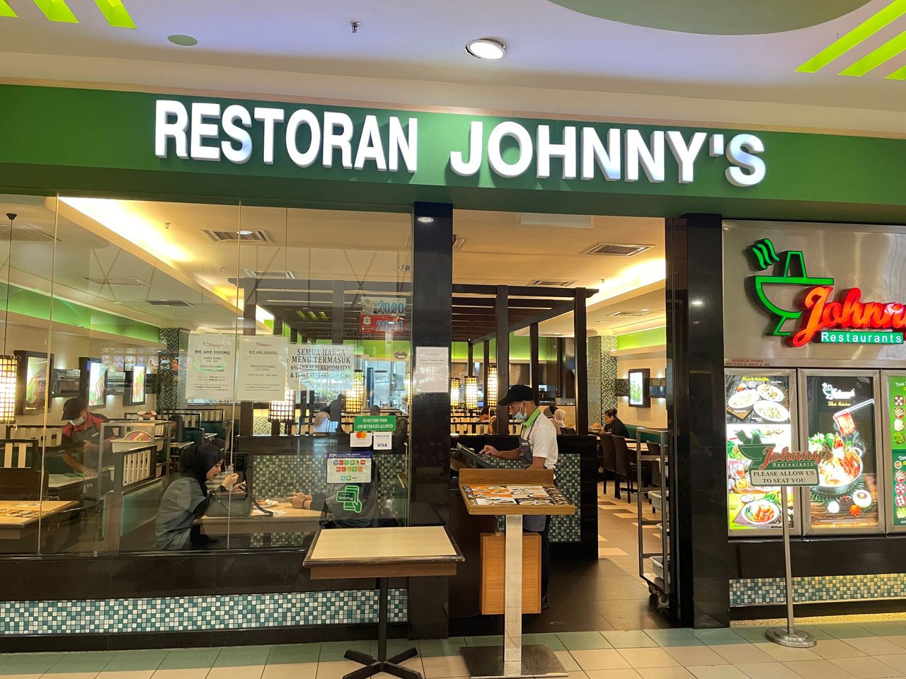 JOHNNY’S RESTAURANT