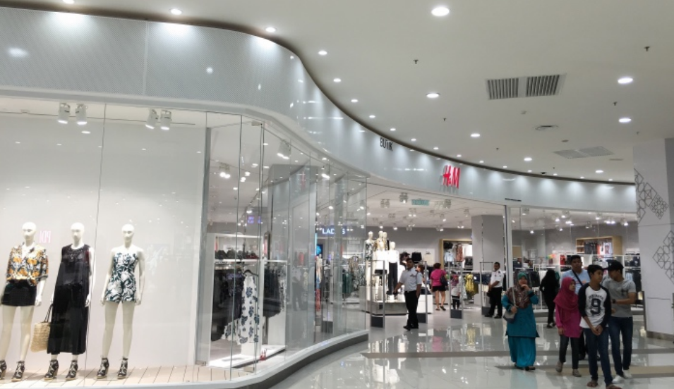 H&M