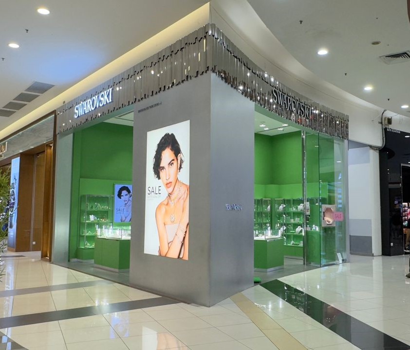 SWAROVSKI