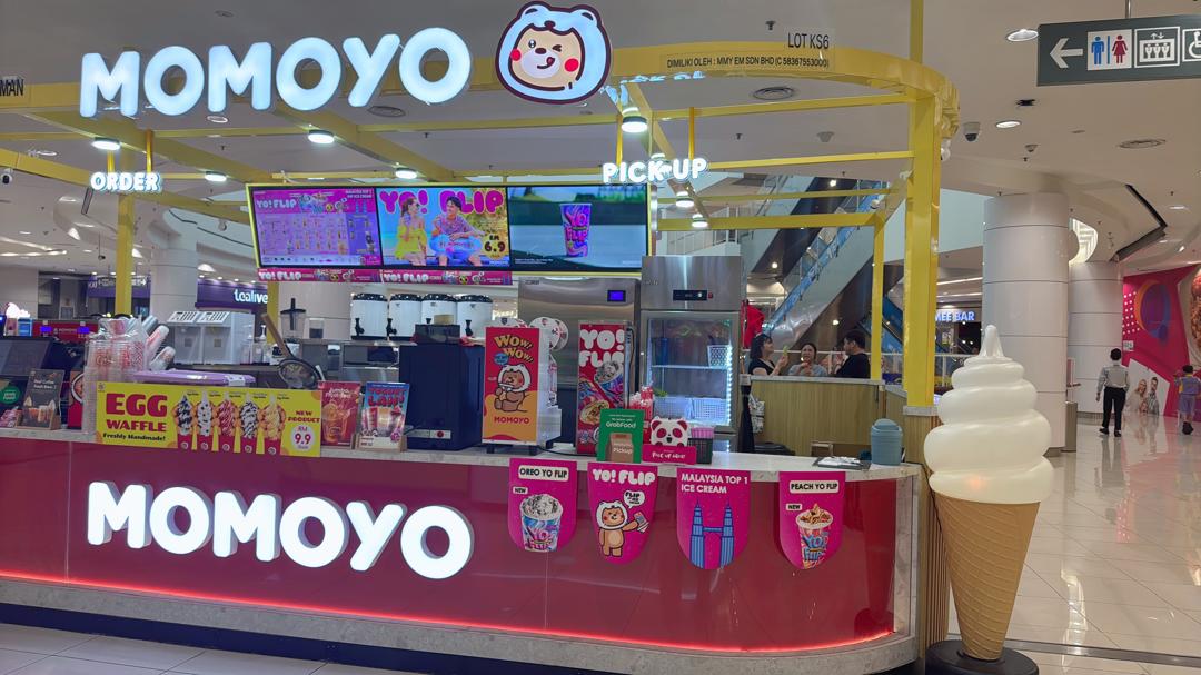 MOMOYO