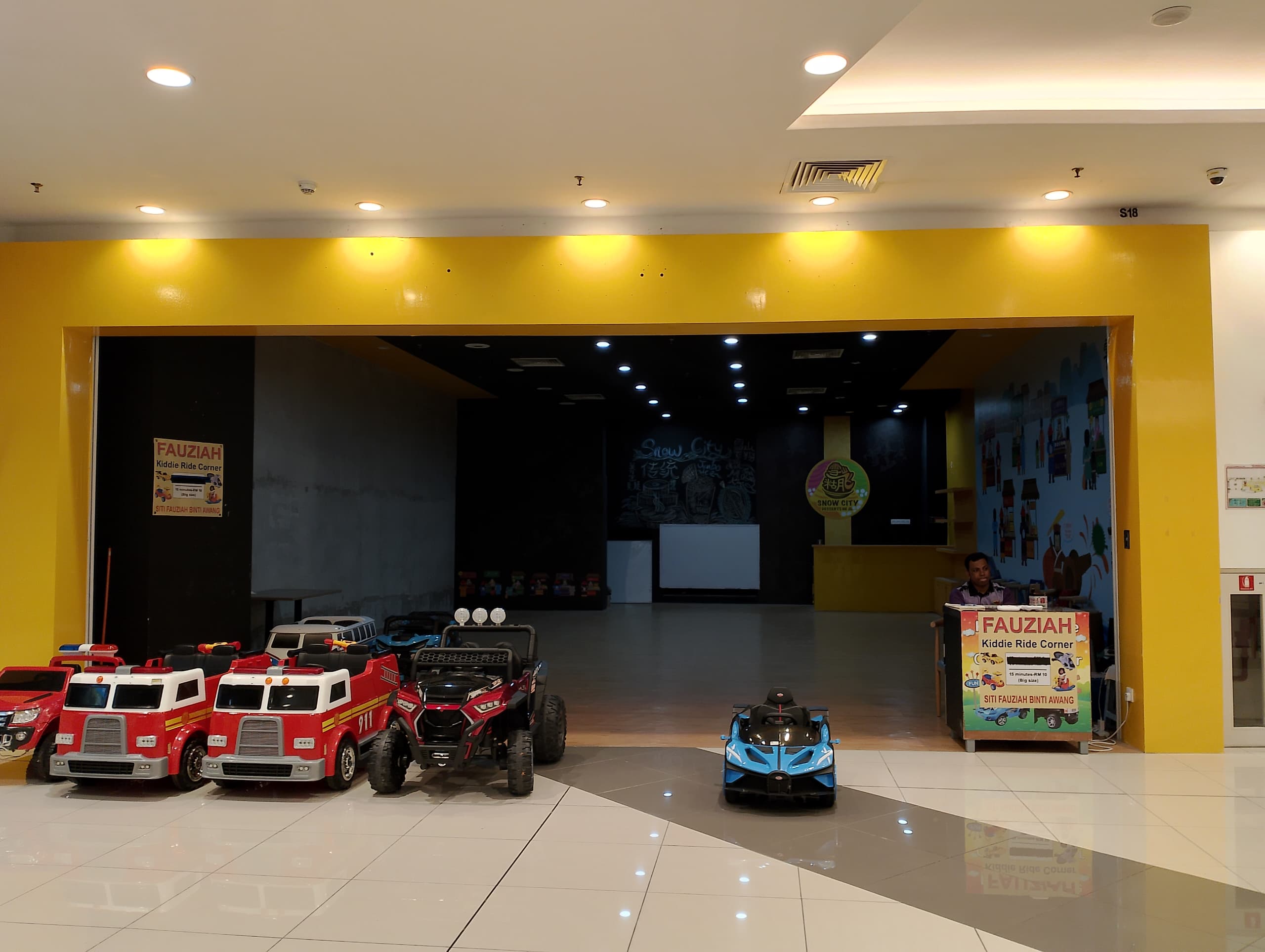 KIDDIE RIDE CORNER