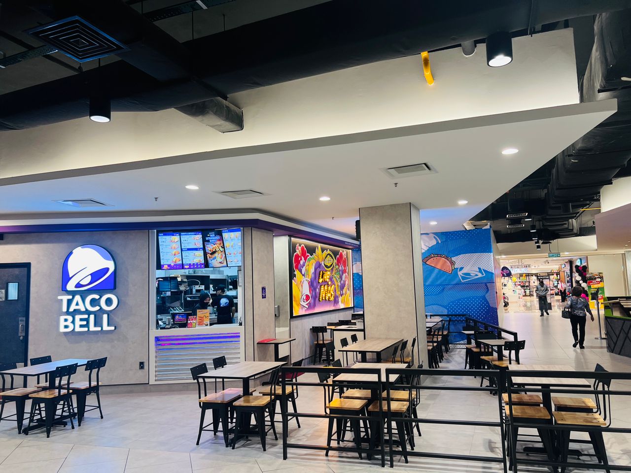 TACO BELL