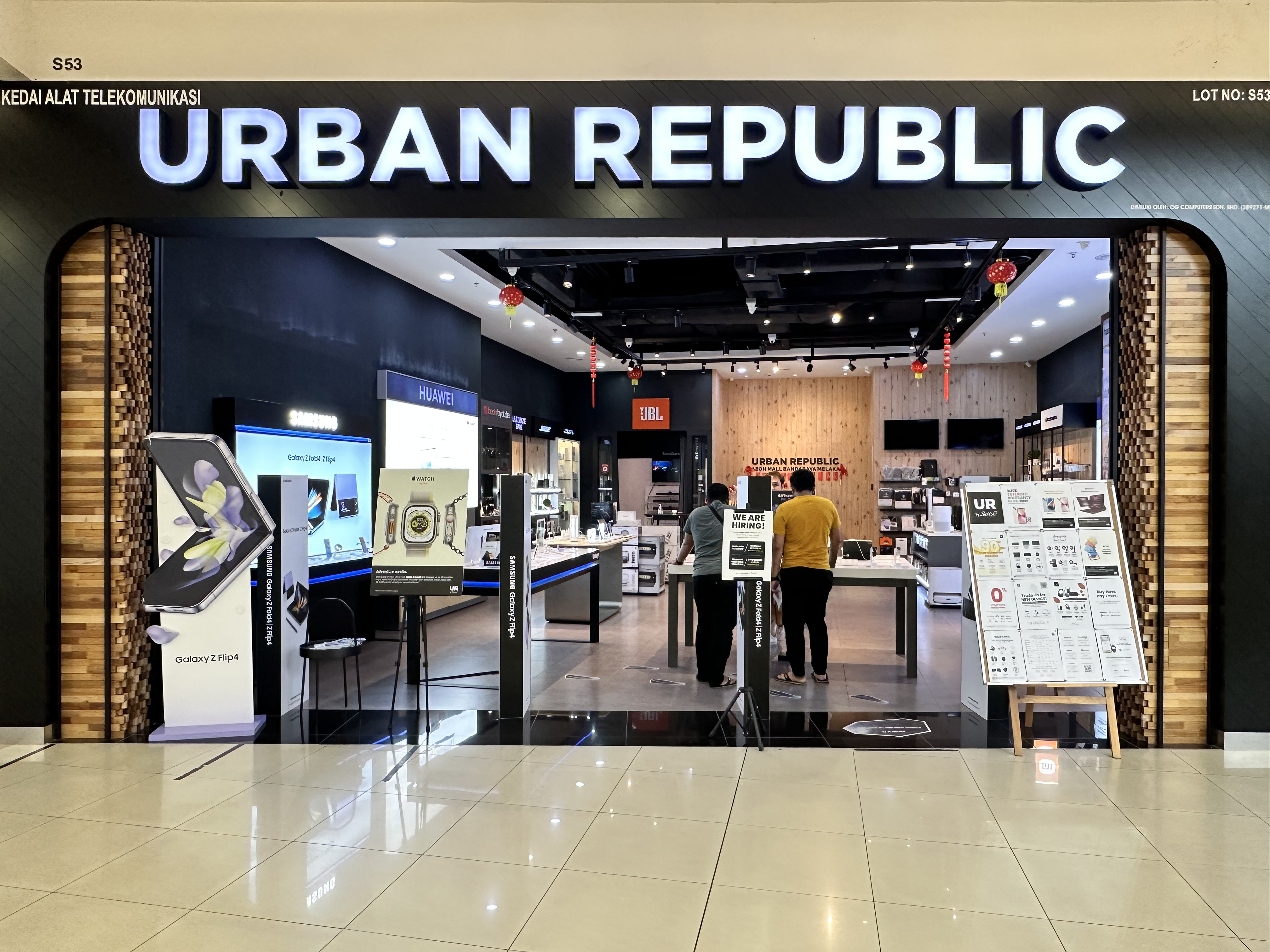URBAN REPUBLIC