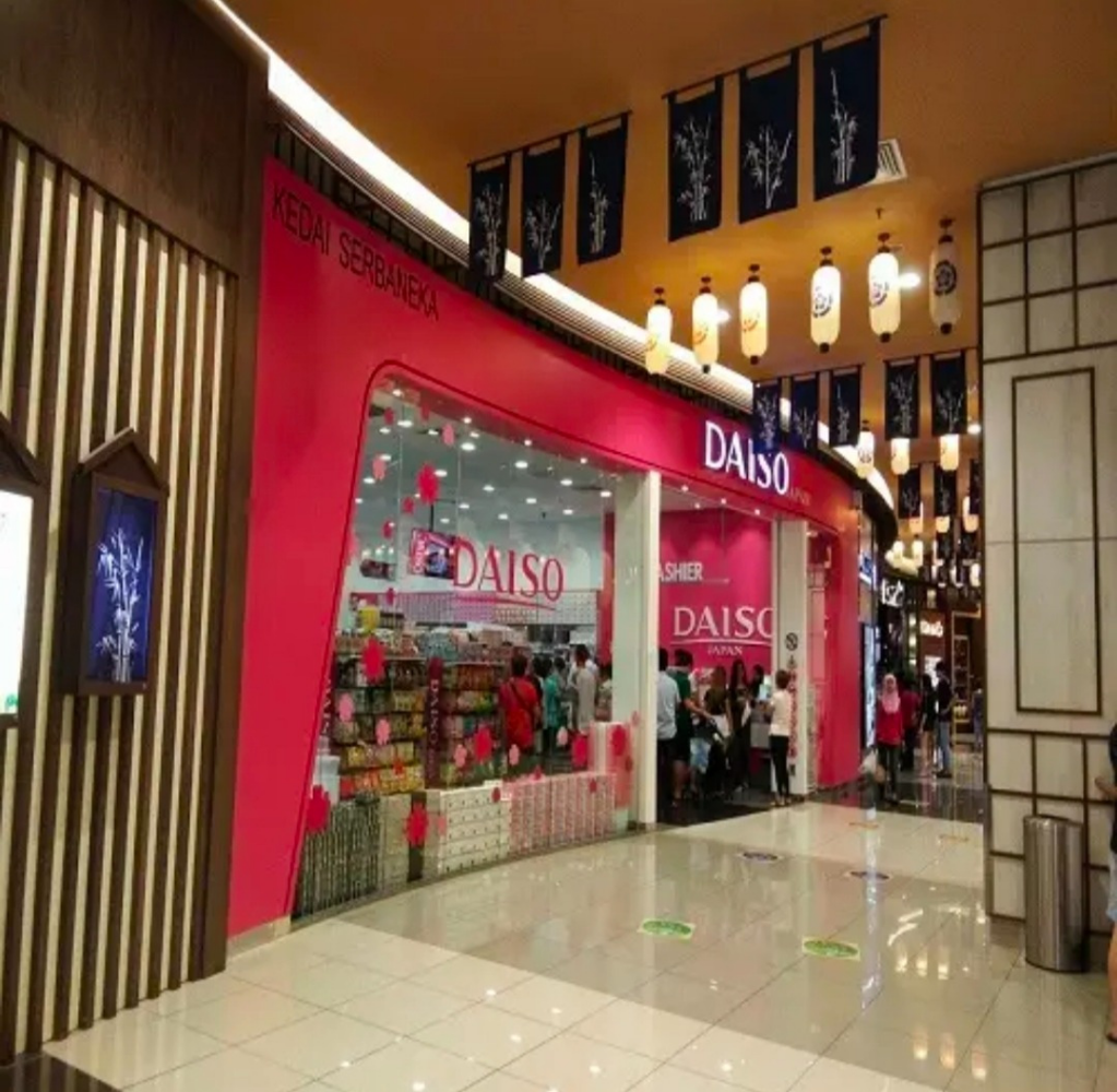 DAISO