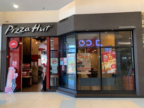 PIZZA HUT